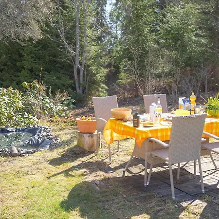 A Cozy House Close To Nature Espoo